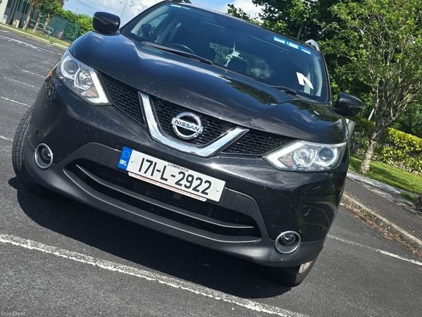Nissan Qashqai SUV, Diesel, 2017, Black