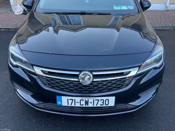 Vauxhall Astra Hatchback, Diesel, 2017, Black