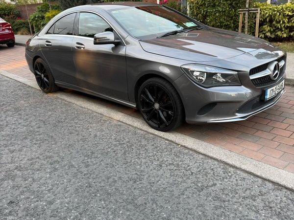 Mercedes-Benz CLA Saloon, Diesel, 2017, Grey
