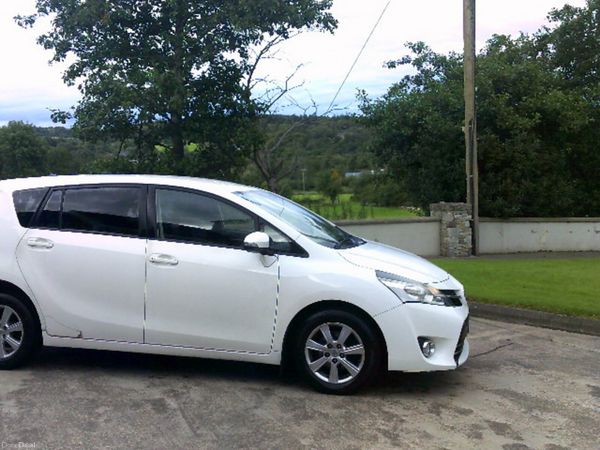 Toyota Verso MPV, Diesel, 2015, White