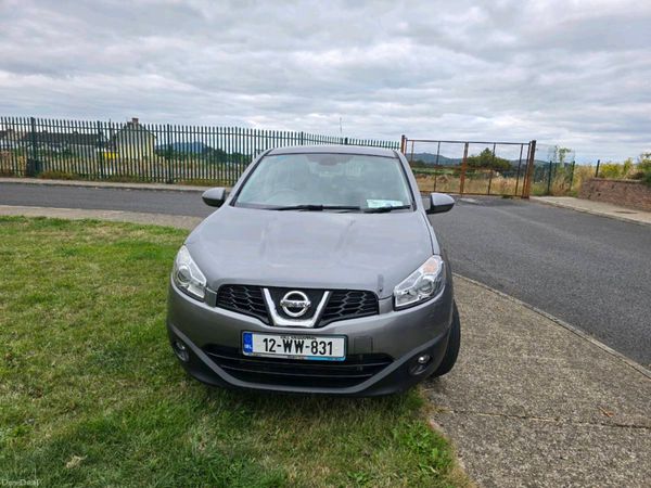 Nissan Qashqai Estate/Jeep, Diesel, 2012, Grey