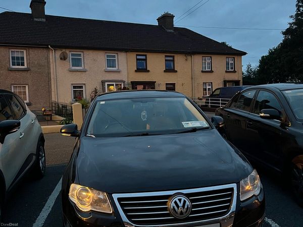 Volkswagen Passat Saloon, Diesel, 2010, Black
