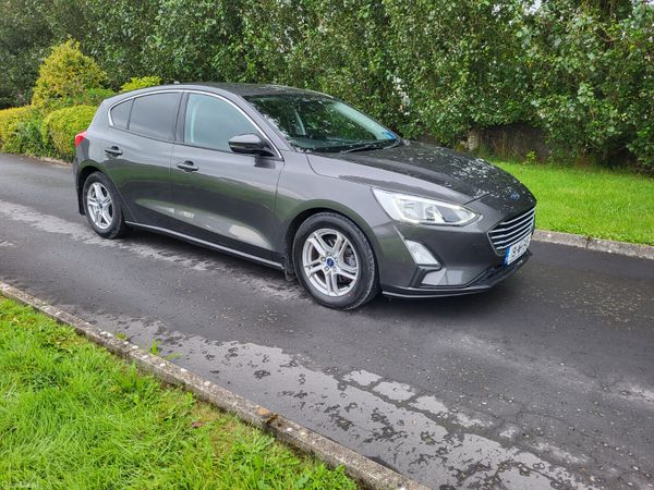 Ford Focus Hatchback, Diesel, 2019, Grey