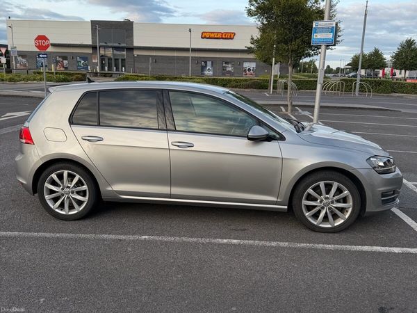 Volkswagen Golf Hatchback, Petrol, 2015, Grey