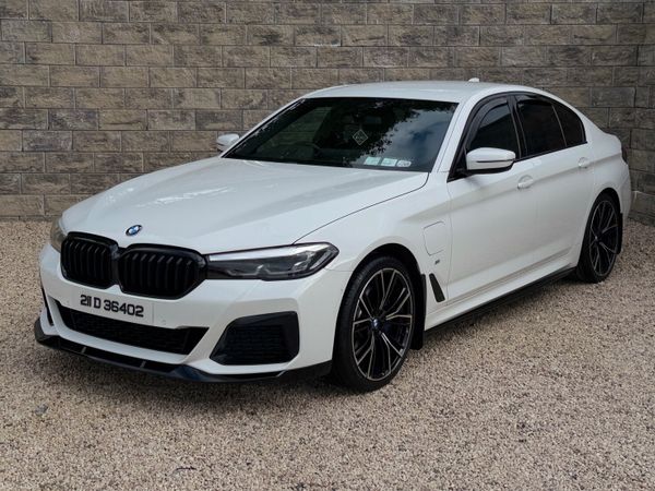 BMW 5-Series Saloon, Petrol Plug-in Hybrid, 2021, White