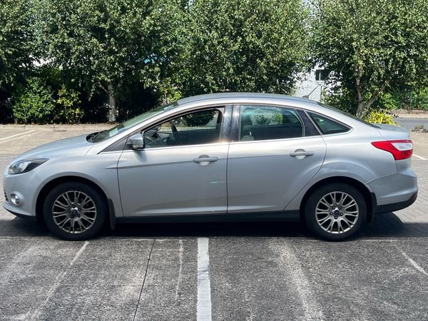 Ford Focus Saloon, Diesel, 2013, Silver