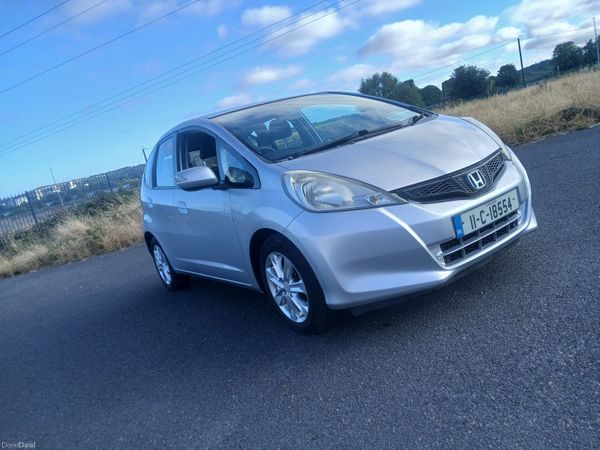 Honda Jazz Hatchback, Petrol, 2011, Silver