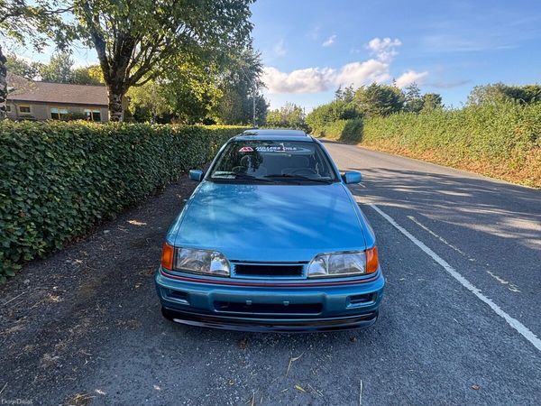 Ford Sierra Saloon, Petrol, 1991, Blue