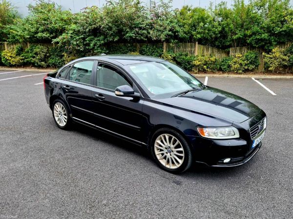 Volvo S40 Saloon, Diesel, 2012, Black