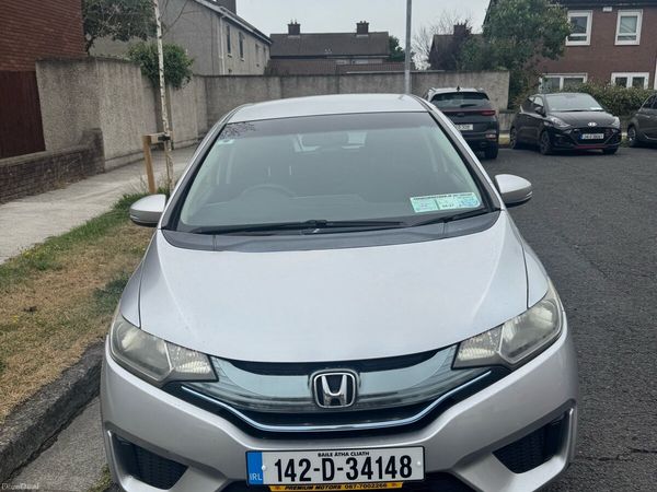 Honda Fit Hatchback, Petrol Hybrid, 2014, Silver