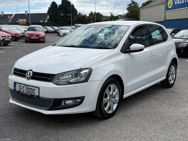 Volkswagen Polo Hatchback, Petrol, 2012, White