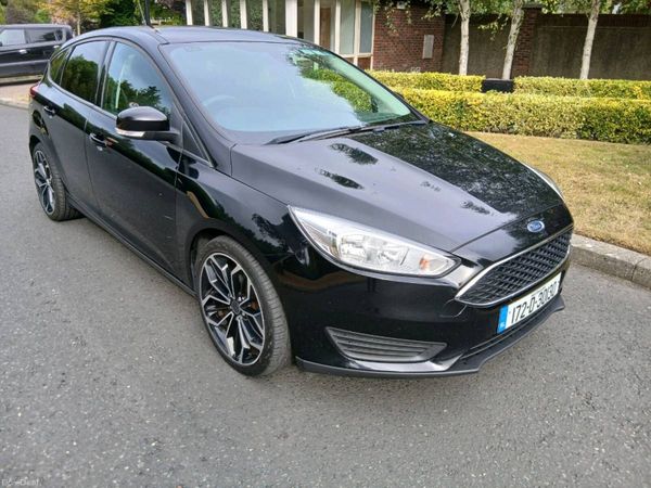 Ford Focus Hatchback, Diesel, 2017, Black