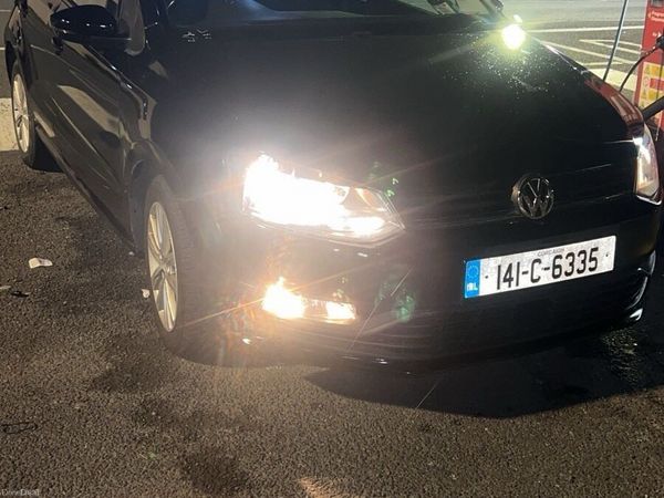 Volkswagen Polo Hatchback, Diesel, 2014, Black