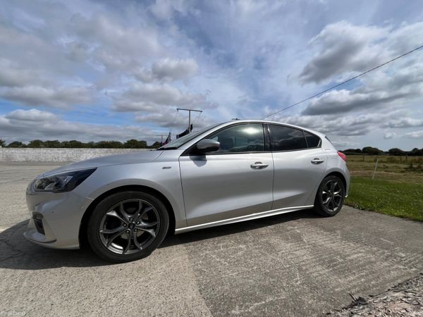 Ford Focus Hatchback, Petrol, 2020, Silver