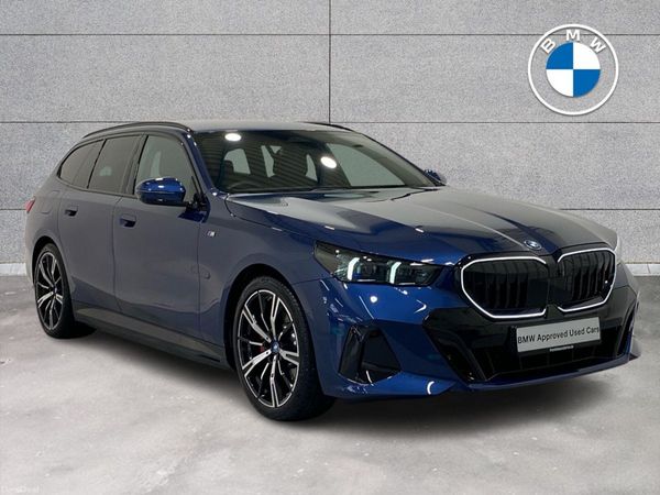 BMW 5-Series Estate, Petrol Plug-in Hybrid, 2025, Blue
