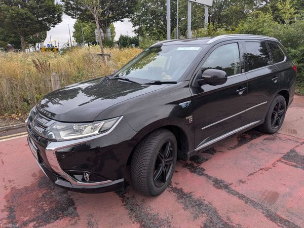 Mitsubishi Outlander SUV, Petrol Plug-in Hybrid, 2016, Black