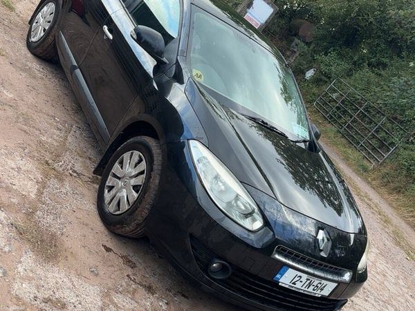 Renault Fluence Saloon, Diesel, 2012, Black