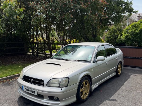 Other Other Saloon, Petrol, 2001, Silver