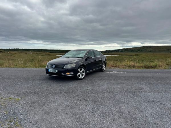 Volkswagen Passat Saloon, Diesel, 2012, Black