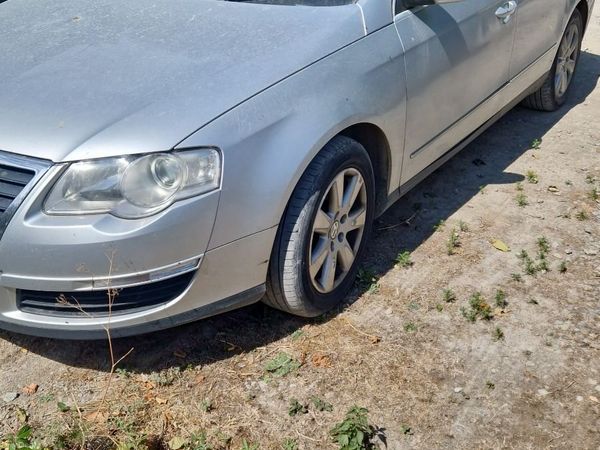 Volkswagen Passat Estate, Diesel, 2007, Silver