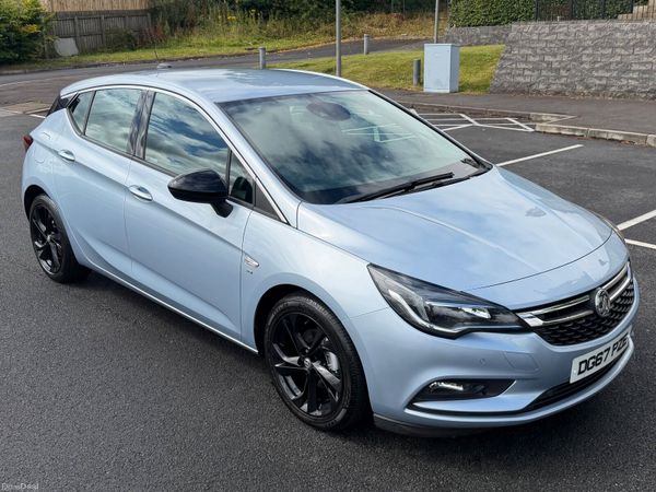 Vauxhall Astra Hatchback, Diesel, 2018, Silver