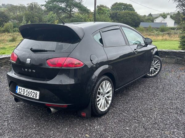SEAT Leon Hatchback, Diesel, 2012, Black