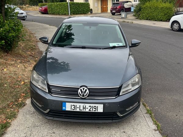 Volkswagen Passat Saloon, Diesel, 2013, Grey