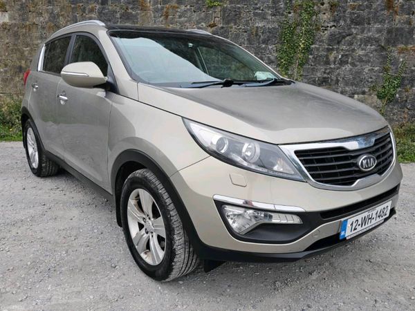 Kia Sportage SUV, Diesel, 2012, Silver