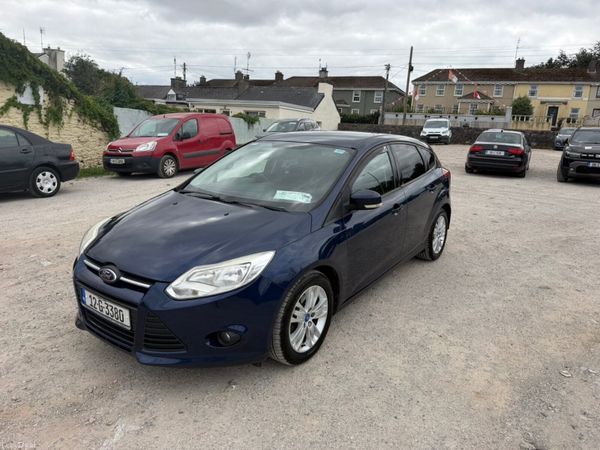 Ford Focus Hatchback, Diesel, 2012, Blue