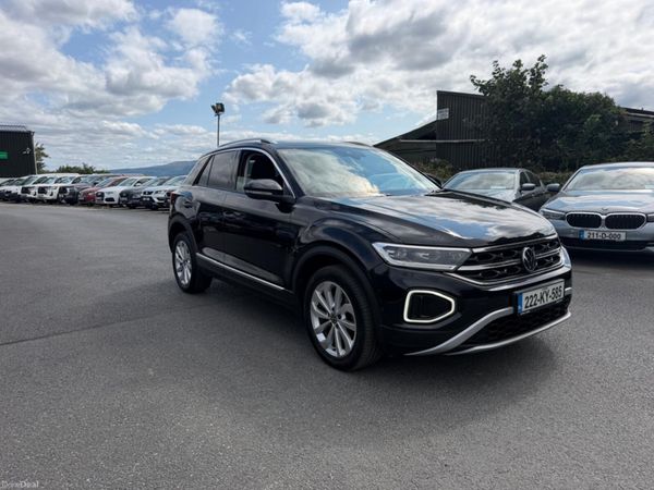 Volkswagen T-Roc Estate, Petrol, 2022, Black