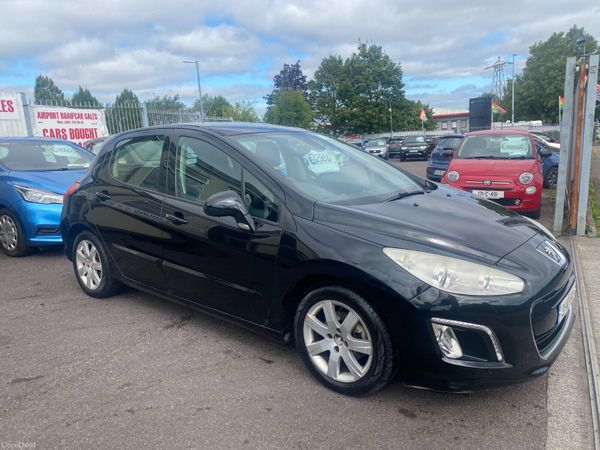 Peugeot 308 Hatchback, Diesel, 2013, Black