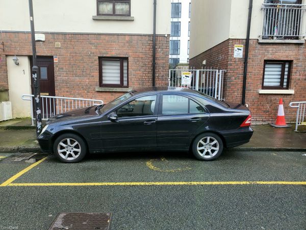 Mercedes-Benz C-Class Saloon, Petrol, 2007, Black