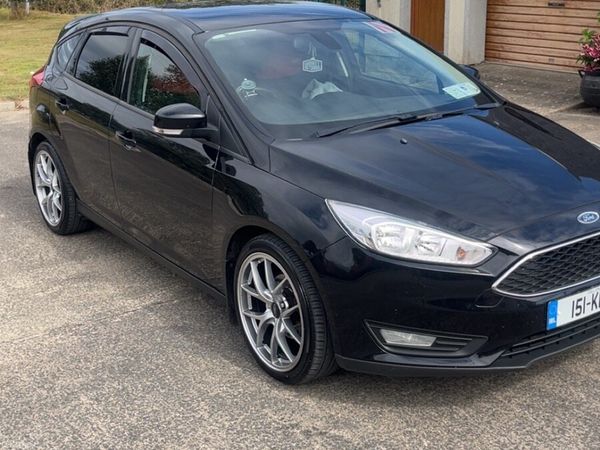 Ford Focus Hatchback, Diesel, 2015, Black