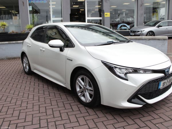 Toyota Corolla Hatchback, Petrol Hybrid, 2018, White