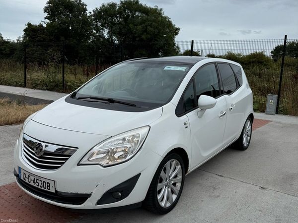Vauxhall Meriva MPV, Petrol, 2012, White