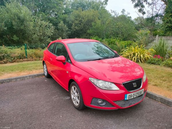 SEAT Ibiza Hatchback, Petrol, 2009, Red