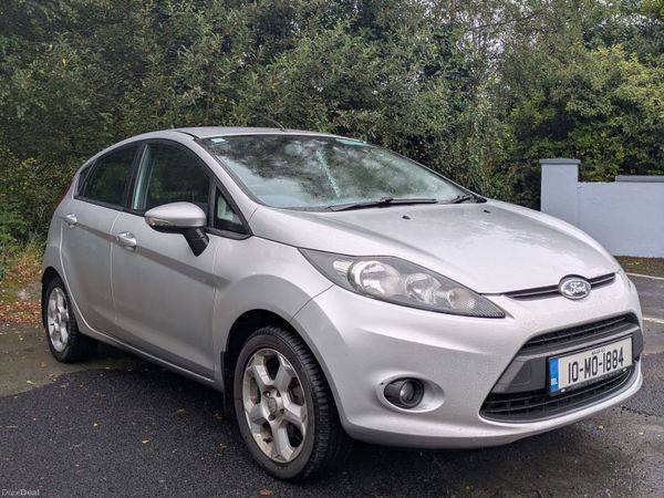 Ford Fiesta Hatchback, Petrol, 2010, Silver