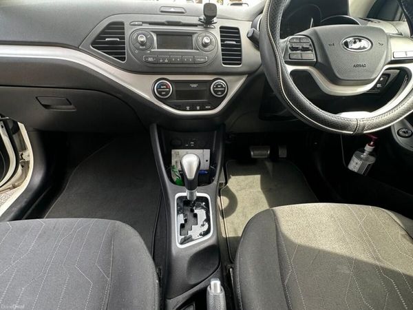 Kia Picanto Hatchback, Petrol, 2016, White