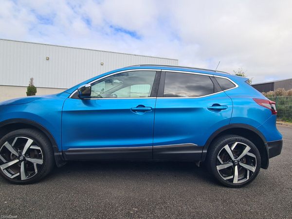 Nissan Qashqai SUV, Diesel, 2020, Blue