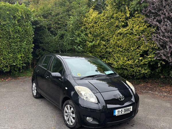Toyota Yaris Hatchback, Petrol, 2011, Black