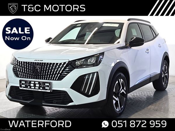 Peugeot 2008 MPV, Petrol, 2025, White