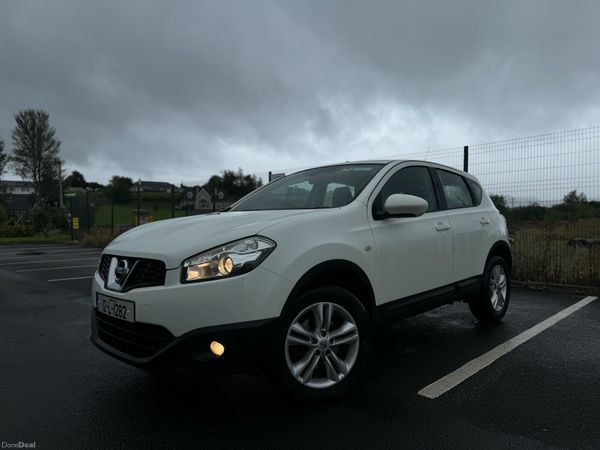 Nissan Qashqai Hatchback, Diesel, 2012, White