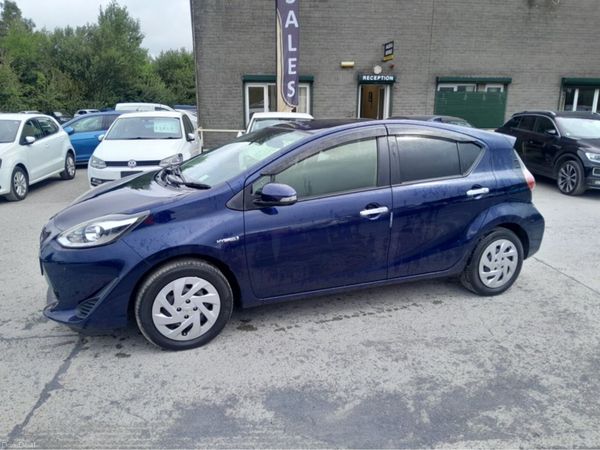 Toyota Aqua Hatchback, Petrol Hybrid, 2019, Blue