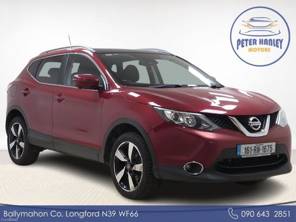 Nissan Qashqai SUV, Diesel, 2016, Red
