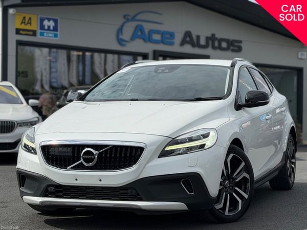 Volvo V40 Hatchback, Diesel, 2019, White