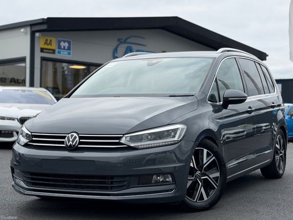 Volkswagen Touran MPV, Diesel, 2021, Grey