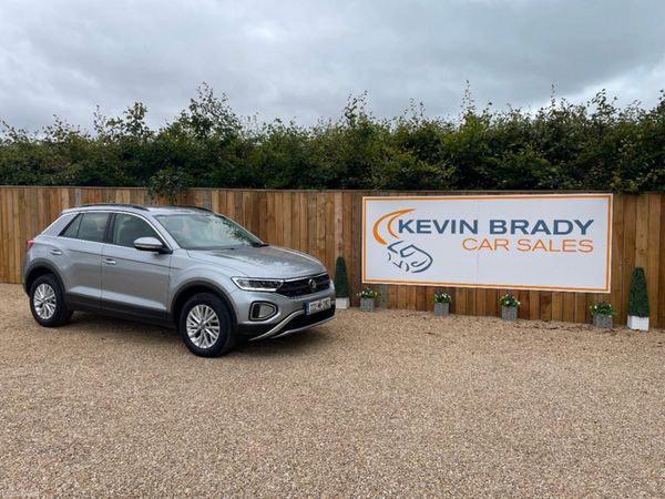Volkswagen T-Roc SUV, Petrol, 2022, Silver