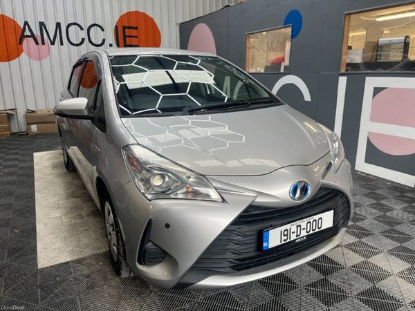 Toyota Vitz Hatchback, Petrol Hybrid, 2019, Silver