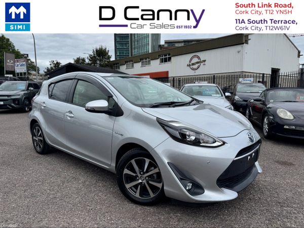 Toyota Aqua Hatchback, Petrol Hybrid, 2018, Silver