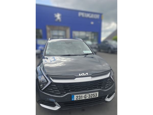 Kia Sportage MPV, Diesel, 2023, Grey